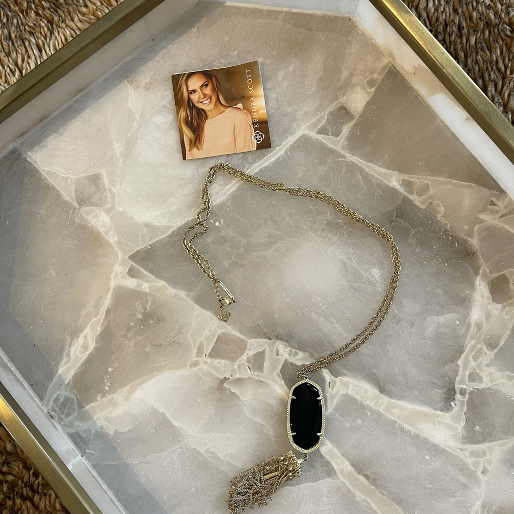 Kendra Scott Rayne Pendant Necklace In Gold/Black